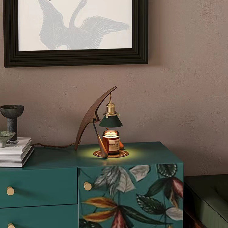 Traditional Vintage Cone Ash Metal 1-Light Melting Wax Table Lamp For Bedroom