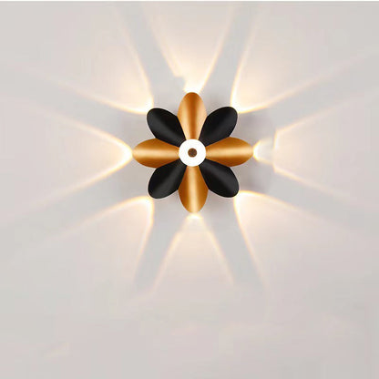 مصباح حائط LED من الألومنيوم بتصميم صناعي معاصر على شكل زهرة للفناء الخارجي 
