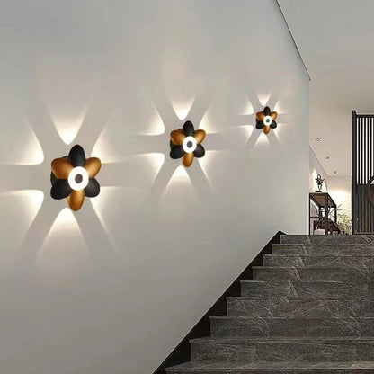 مصباح حائط LED من الألومنيوم بتصميم صناعي معاصر على شكل زهرة للفناء الخارجي 
