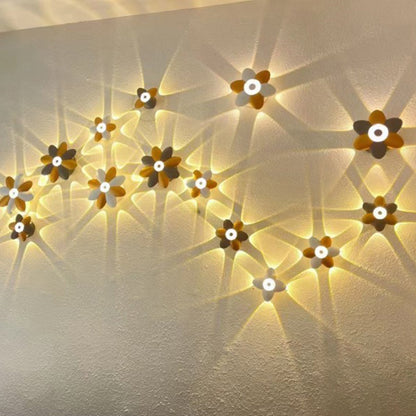 مصباح حائط LED من الألومنيوم بتصميم صناعي معاصر على شكل زهرة للفناء الخارجي 