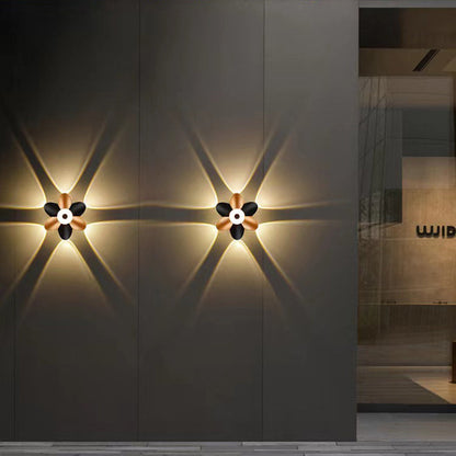 مصباح حائط LED من الألومنيوم بتصميم صناعي معاصر على شكل زهرة للفناء الخارجي 