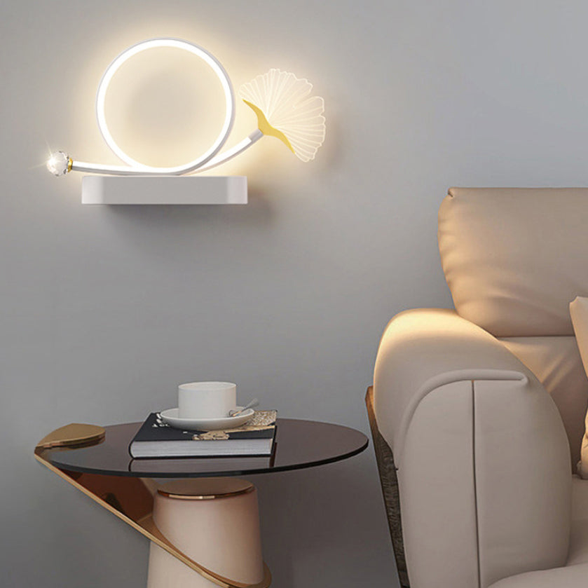Contemporary Creative Wall Sconce – LED Ginkgo Biloba Circle Lamp in Iron & Acrylic for Bedroom