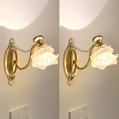 Traditional Vintage Flower Pearl Brass Glass 1-Light Wall Sconce Lamp For Bedroom