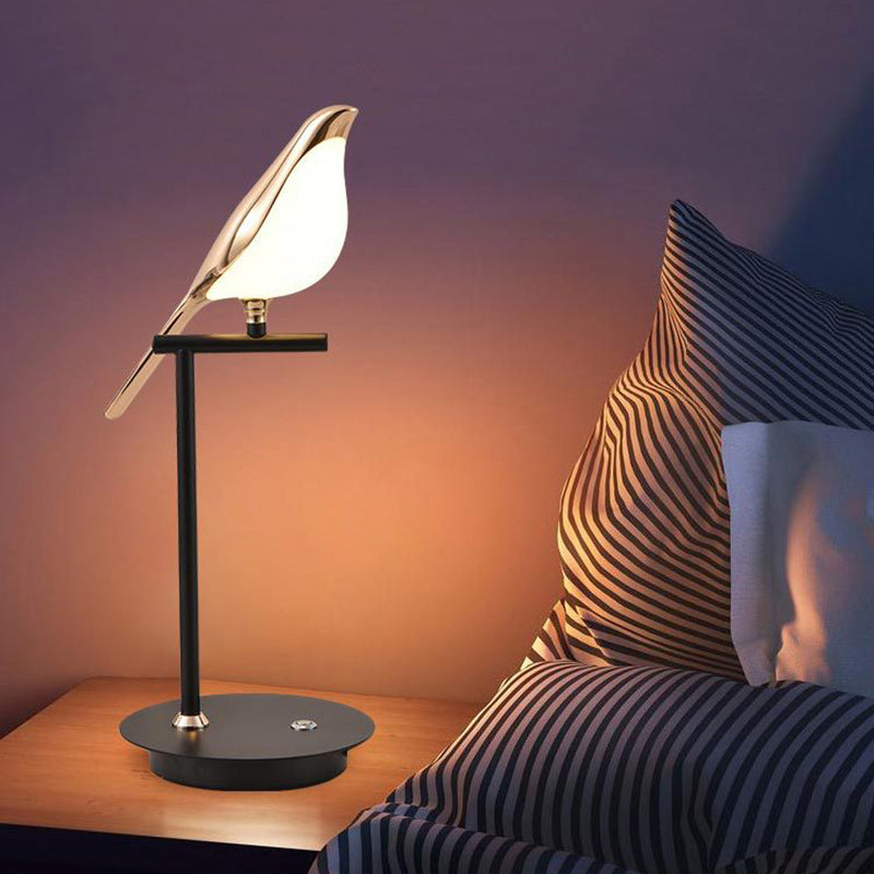 Contemporary Creative Bird Table Lamp – Zinc Alloy & Acrylic LED Light for Bedroom