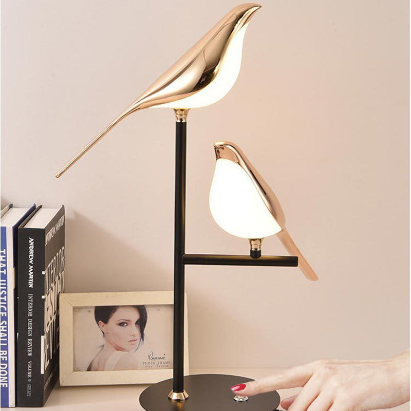 Contemporary Creative Bird Table Lamp – Zinc Alloy & Acrylic LED Light for Bedroom