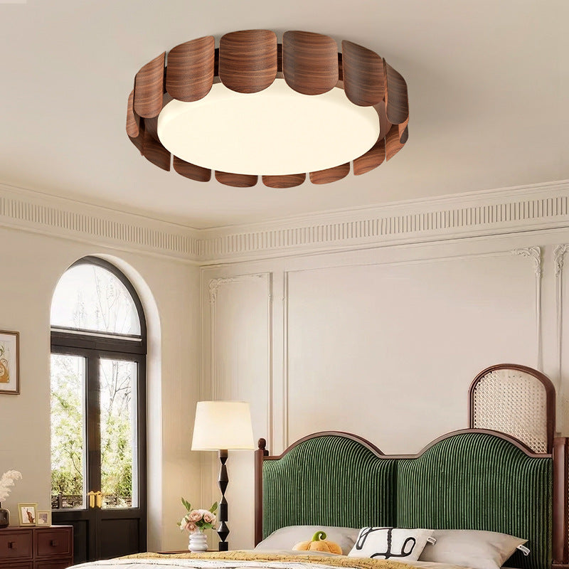Traditional Vintage Round LED Ceiling Light – Iron & Acrylic Flush Mount for Bedroom