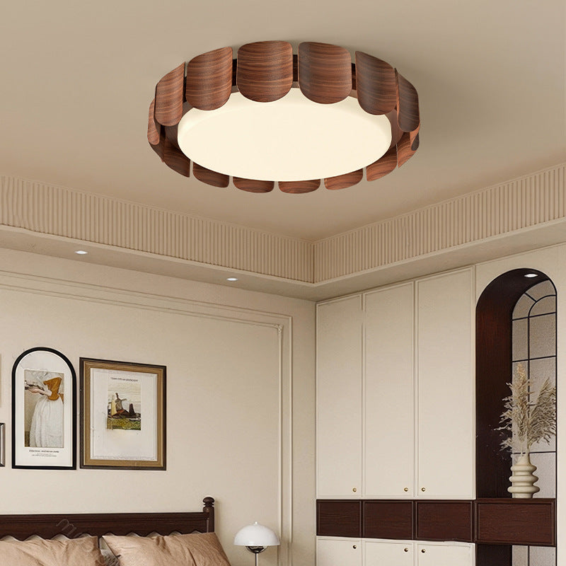 Traditional Vintage Round LED Ceiling Light – Iron & Acrylic Flush Mount for Bedroom