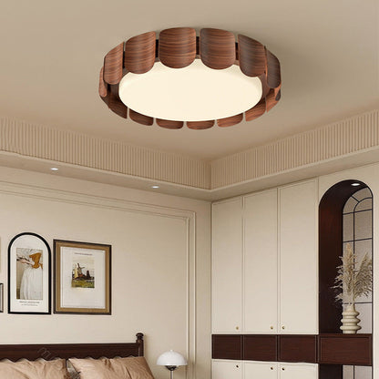 Traditional Vintage Round LED Ceiling Light – Iron & Acrylic Flush Mount for Bedroom