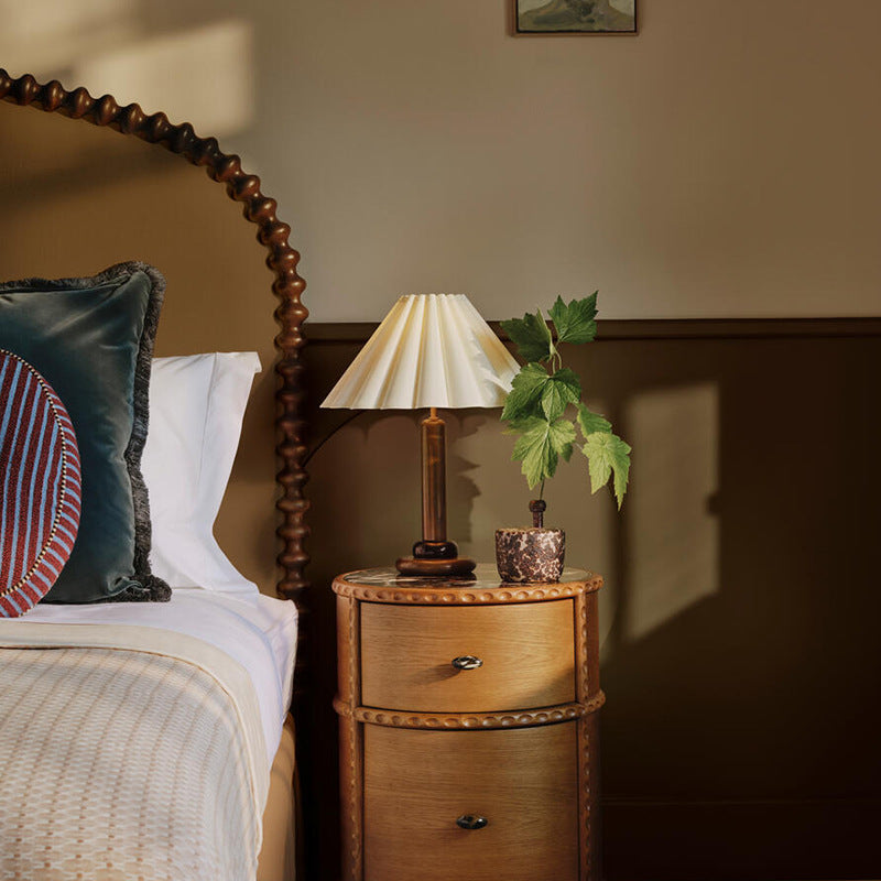 Traditional Vintage Cone Solid Wood Fabric 1-Light Table Lamp For Bedroom