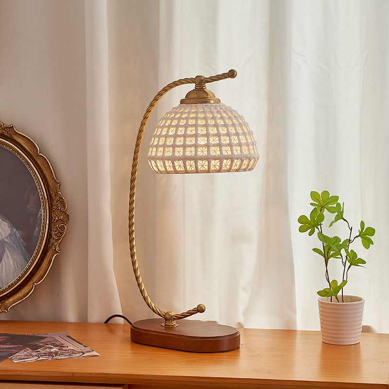Modern Mid-Century Dome Iron Ceramic Solid Wood 1-Light Table Lamp For Bedroom
