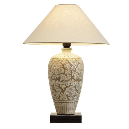Traditional Chinese Vase Ceramic Fabric 1-Light Table Lamp For Bedroom