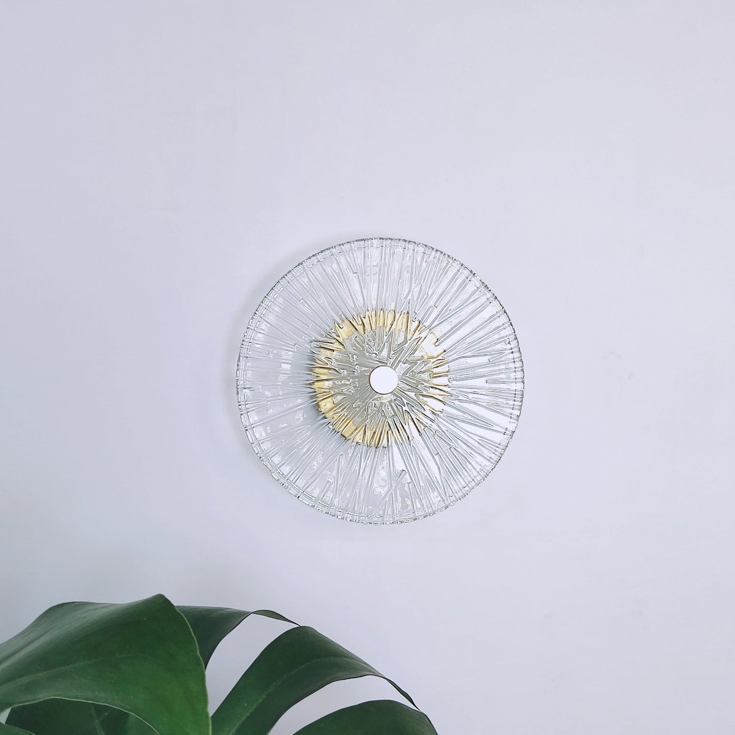 Modern Luxury Round Metal Glass LED Wall Sconce Lamp For Living Room