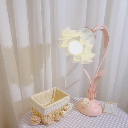 Traditional Rustic Flower Iron Acrylic 1-Light Table Lamp For Study