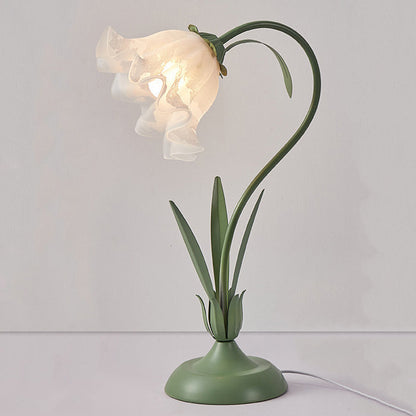 Traditional Rustic Flower Iron Acrylic 1-Light Table Lamp For Study