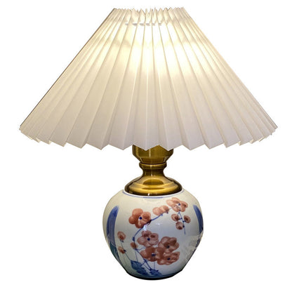 Contemporary Creative Pleated PVC & Ceramic Metal 1-Light Table Lamp For Study