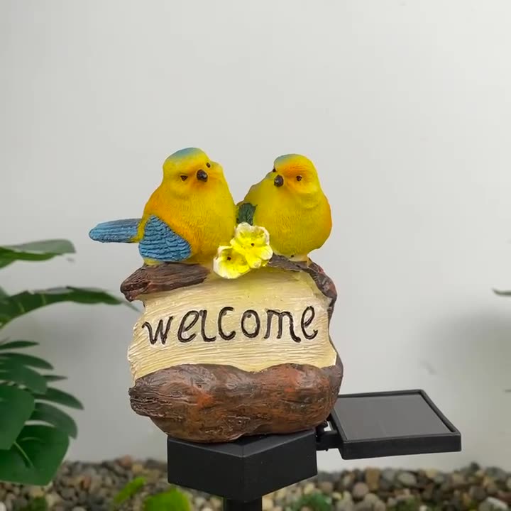 Contemporary Retro Bird Waterproof Solar PP Resin LED Outdoor Light Landscape Lighting For Garden