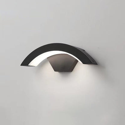 Modern Minimalist Curved Bent Aluminum LED Wall Sconce Lamp For Outdoor Patio