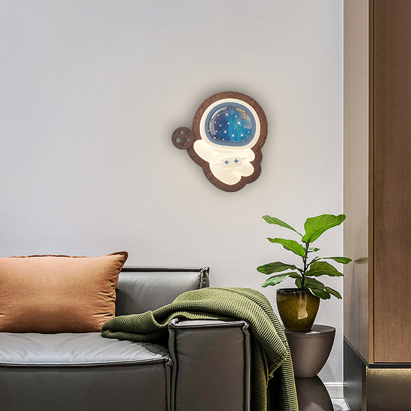 Modern Art Deco Spaceman PE Rubberwood LED Kids Wall Sconce Lamp For Living Room