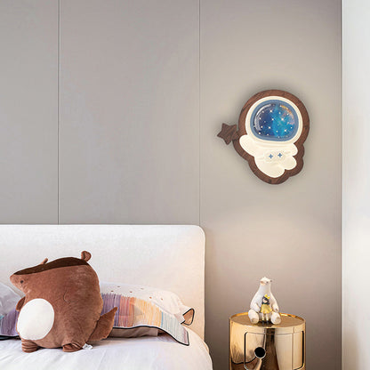 Modern Art Deco Spaceman PE Rubberwood LED Kids Wall Sconce Lamp For Living Room