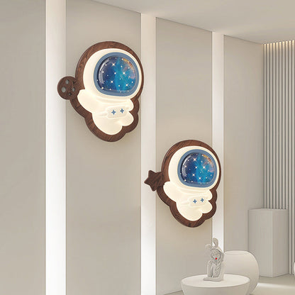 Modern Art Deco Spaceman PE Rubberwood LED Kids Wall Sconce Lamp For Living Room