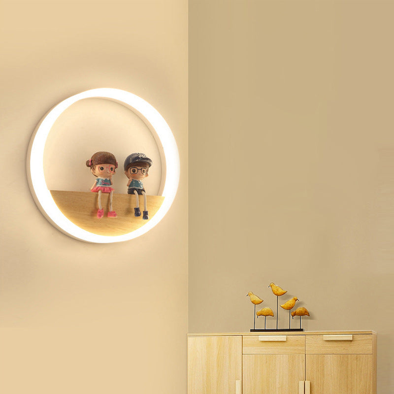 現代的なスカンジナビアラウンドアクリル無垢材LED壁取り付け用燭台ランプリビングルーム用