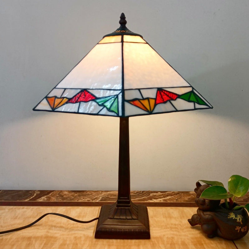 Traditional Vintage Tapered Round Square Glass Resin 1-Light Table Lamp For Living Room