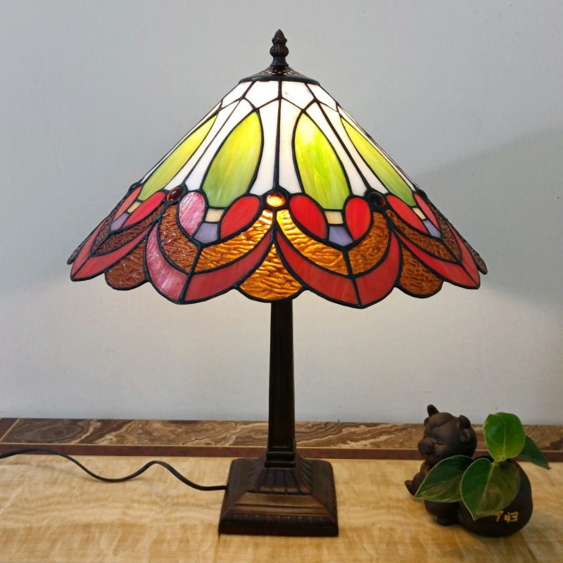 Traditional Vintage Tapered Round Square Glass Resin 1-Light Table Lamp For Living Room