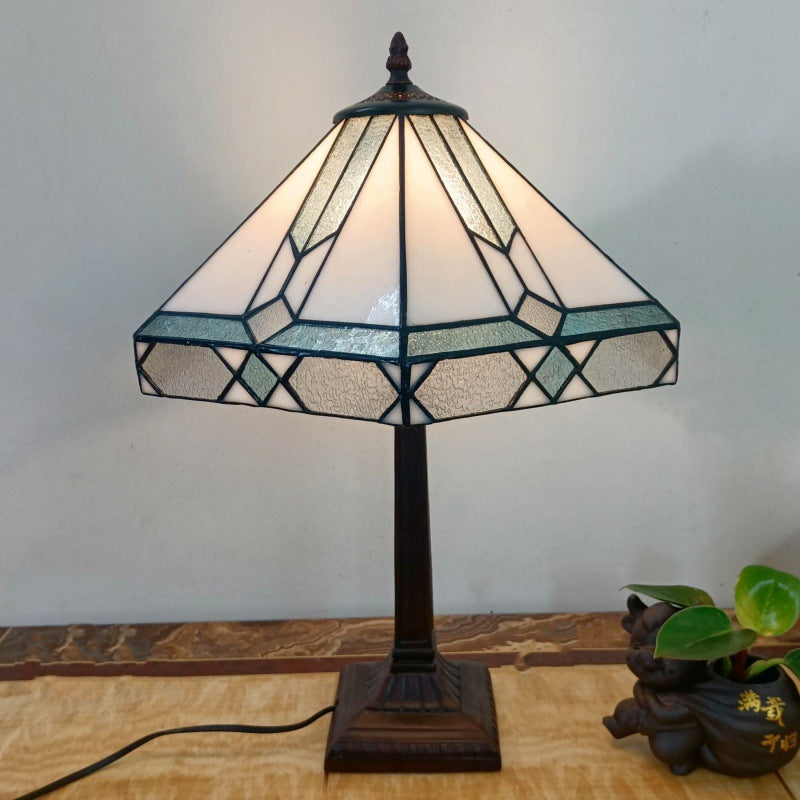 Traditional Vintage Tapered Round Square Glass Resin 1-Light Table Lamp For Living Room