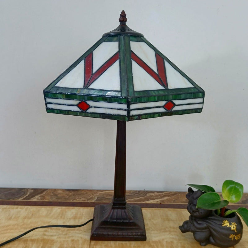 Traditional Vintage Tapered Round Square Glass Resin 1-Light Table Lamp For Living Room
