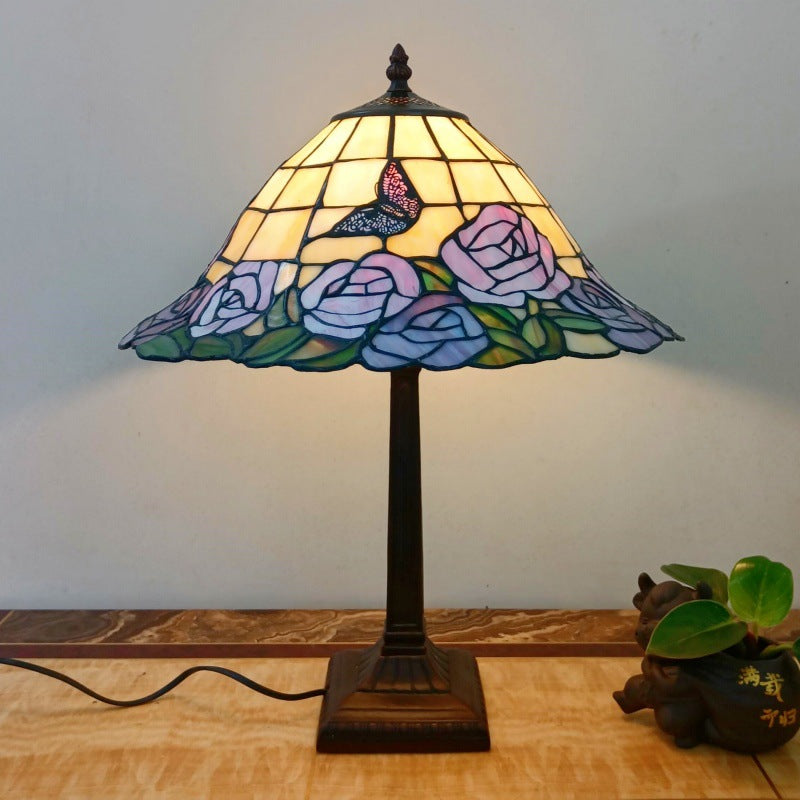 Traditional Vintage Conical Square Glass Resin 1-Light Table Lamp For Living Room