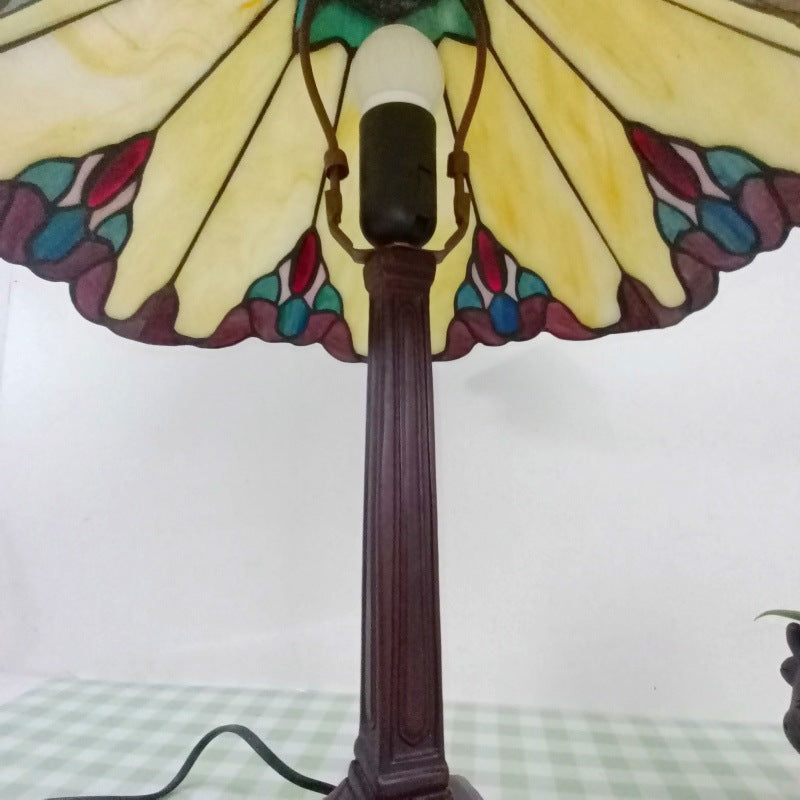 Traditional Vintage Conical Square Glass Resin 1-Light Table Lamp For Living Room