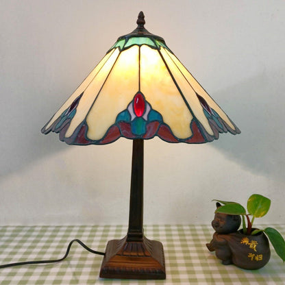 Traditional Vintage Conical Square Glass Resin 1-Light Table Lamp For Living Room