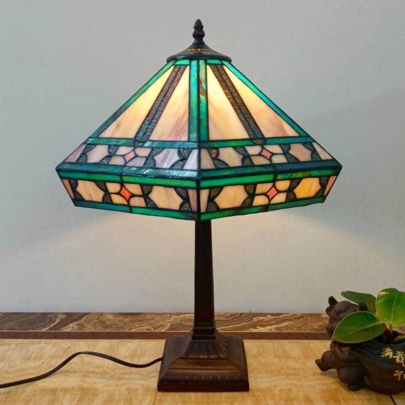 Traditional Vintage Conical Square Glass Resin 1-Light Table Lamp For Living Room