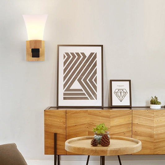 Moderne minimalistische quadratische Wandleuchte aus Glas, Massivholz und Eisen mit einer Lichtquelle für das Schlafzimmer 