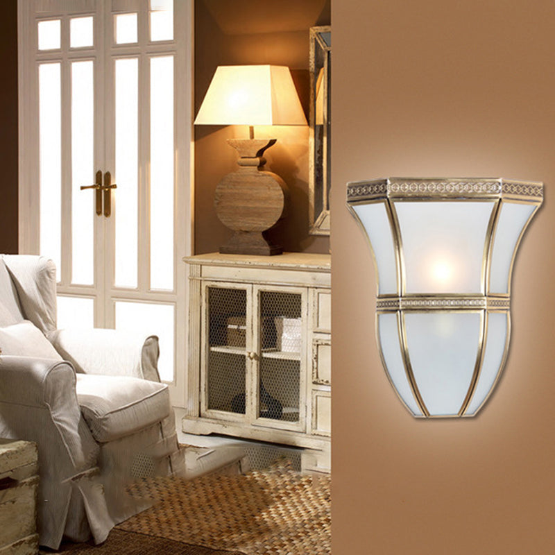 現代的なスカンジナビアのテーパードラウンドスクエアガラス銅1ライト壁取り付け用燭台ランプリビングルーム用