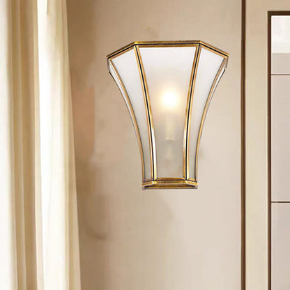 現代的なスカンジナビアのテーパードラウンドスクエアガラス銅1ライト壁取り付け用燭台ランプリビングルーム用