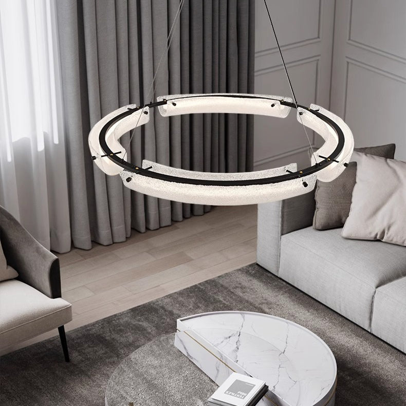 ثريا جزيرة LED دائرية معاصرة من الأكريليك والنحاس لغرفة المعيشة 