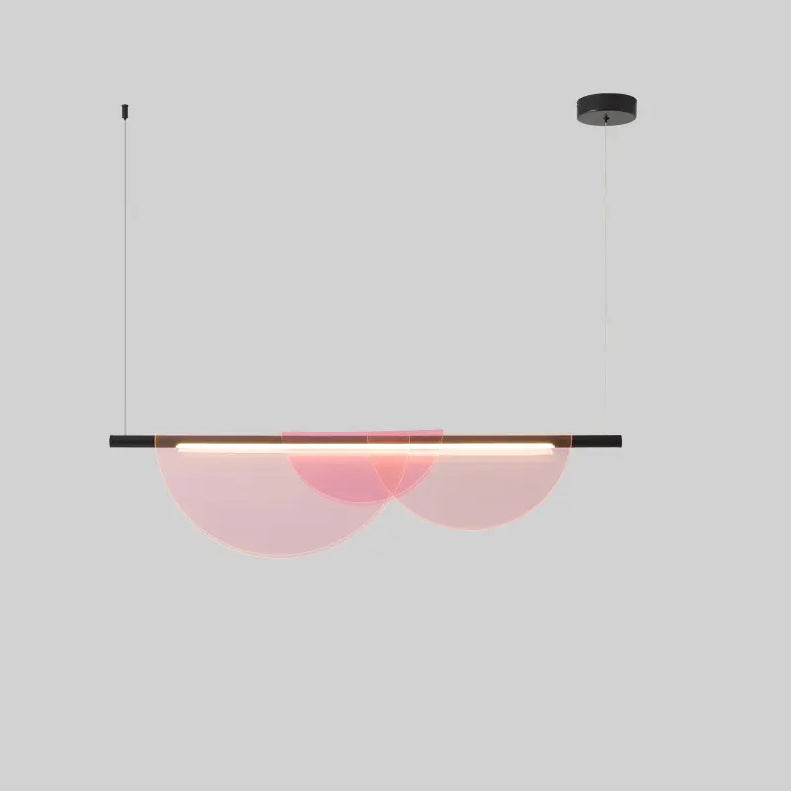 ثريا LED معدنية نصف دائرية طويلة من مادة البولي فينيل كلوريد بتصميم إسكندنافي معاصر لغرفة المعيشة