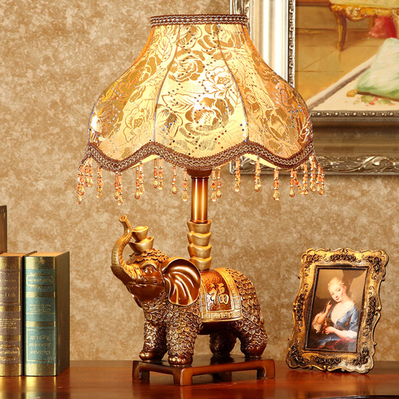 Traditional Vintage Elephant Round Fabric Resin 1-Light Table Lamp For Living Room