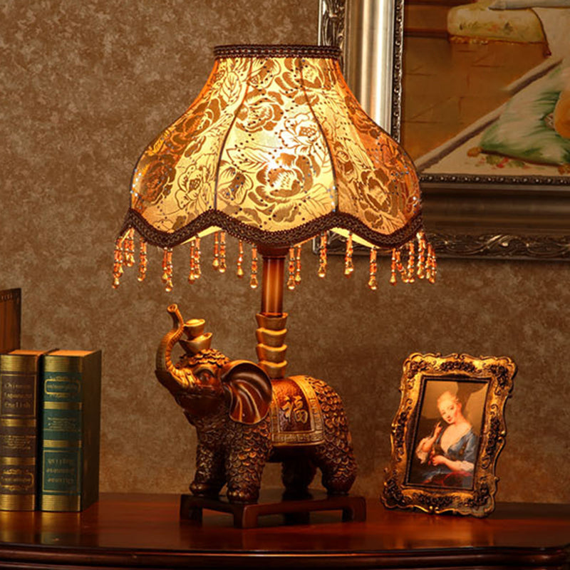 Traditional Vintage Elephant Round Fabric Resin 1-Light Table Lamp For Living Room