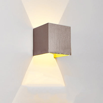 مصباح حائط LED من الألومنيوم بتصميم مستطيل بسيط وعصري لغرفة المعيشة 