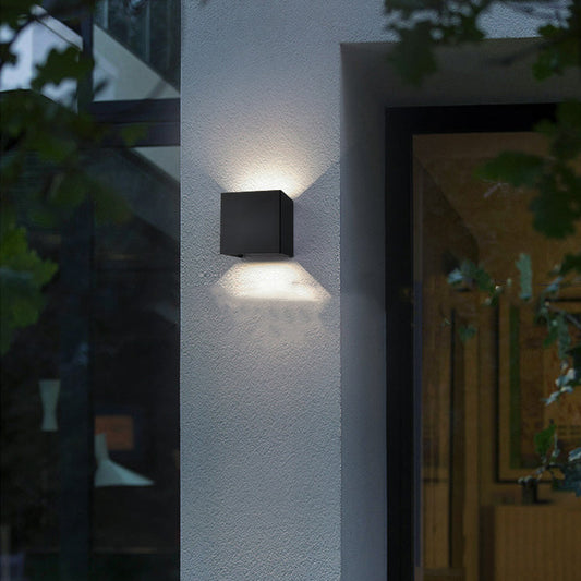 مصباح حائط LED من الألومنيوم بتصميم مستطيل بسيط وعصري لغرفة المعيشة 