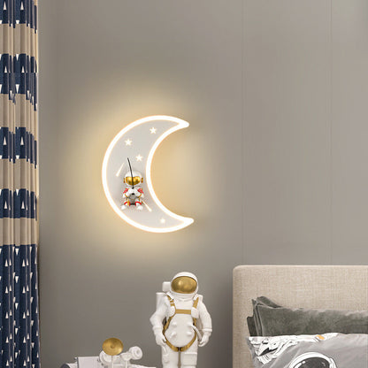 Modern Art Deco Crescent Moon Astronaut Star Acrylic Resin Hardware LED Wall Sconce Lamp For Living Room