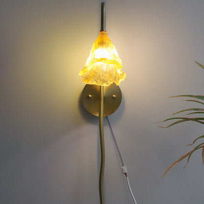 Traditional Chinese Long Flared Flower Glazed Copper 1-Light Wall Sconce Lamp For Living Room