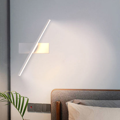 مصباح حائط LED مستطيل طويل من الحديد السيليكوني بتصميم عصري بسيط لغرفة النوم 