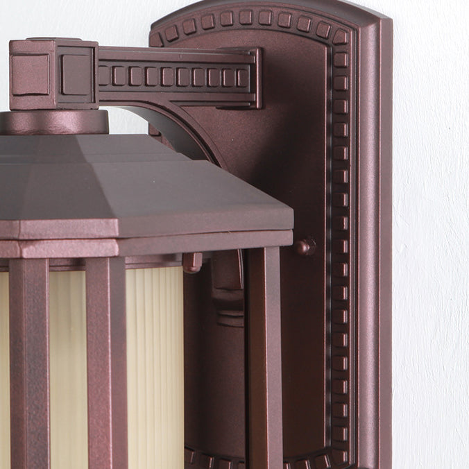 Traditional Vintage Square Cylinder Glass Aluminum 1-Light Wall Sconce Lamp For Outdoor Patio