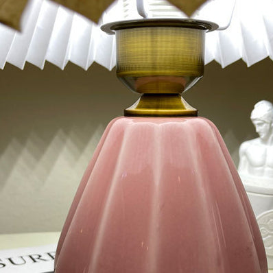Traditional Vintage Round Cone Pleated Fabric Ceramic 1-Light Table Lamp For Bedroom