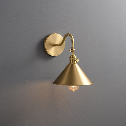 Traditional Vintage Conical Round Bent Brass 1-Light Wall Sconce Lamp For Living Room