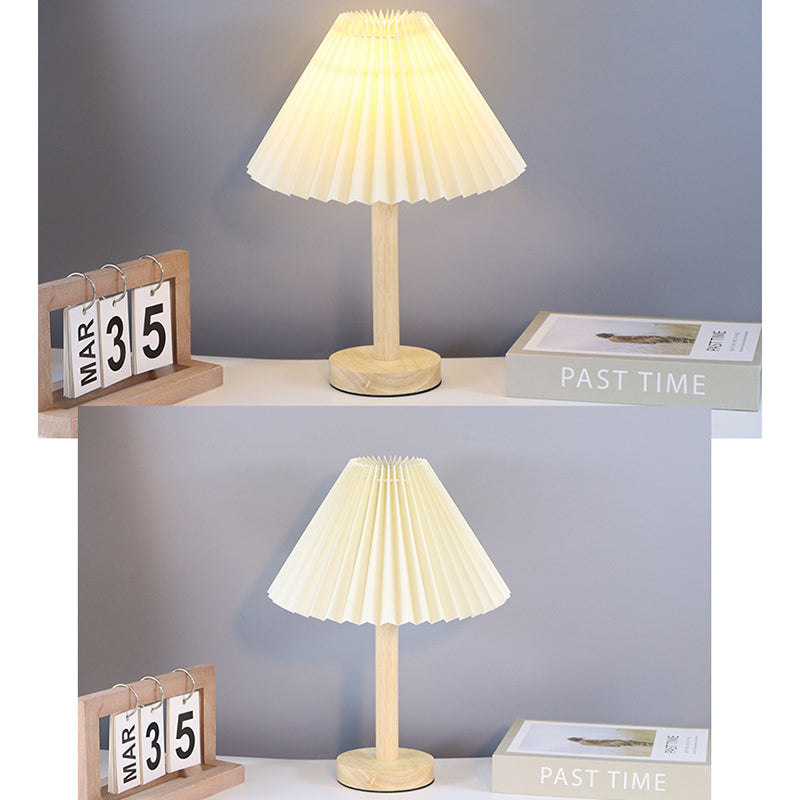 Contemporary Scandinavian Pleated Fan Round Fabric Solid Wood 1-Light Table Lamp For Living Room