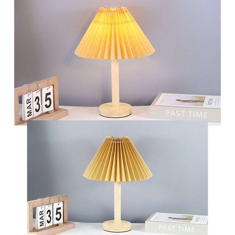 Contemporary Scandinavian Pleated Fan Round Fabric Solid Wood 1-Light Table Lamp For Living Room